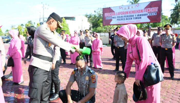 Naik Pangkat Bukan Hak Polisi