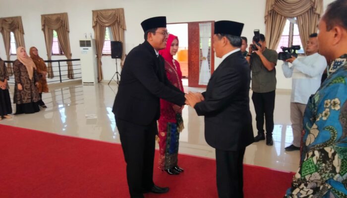 Lantik Direktur PDAM Tirta Deli, Bupati DS Minta Benahi Eksternal Dan Internal