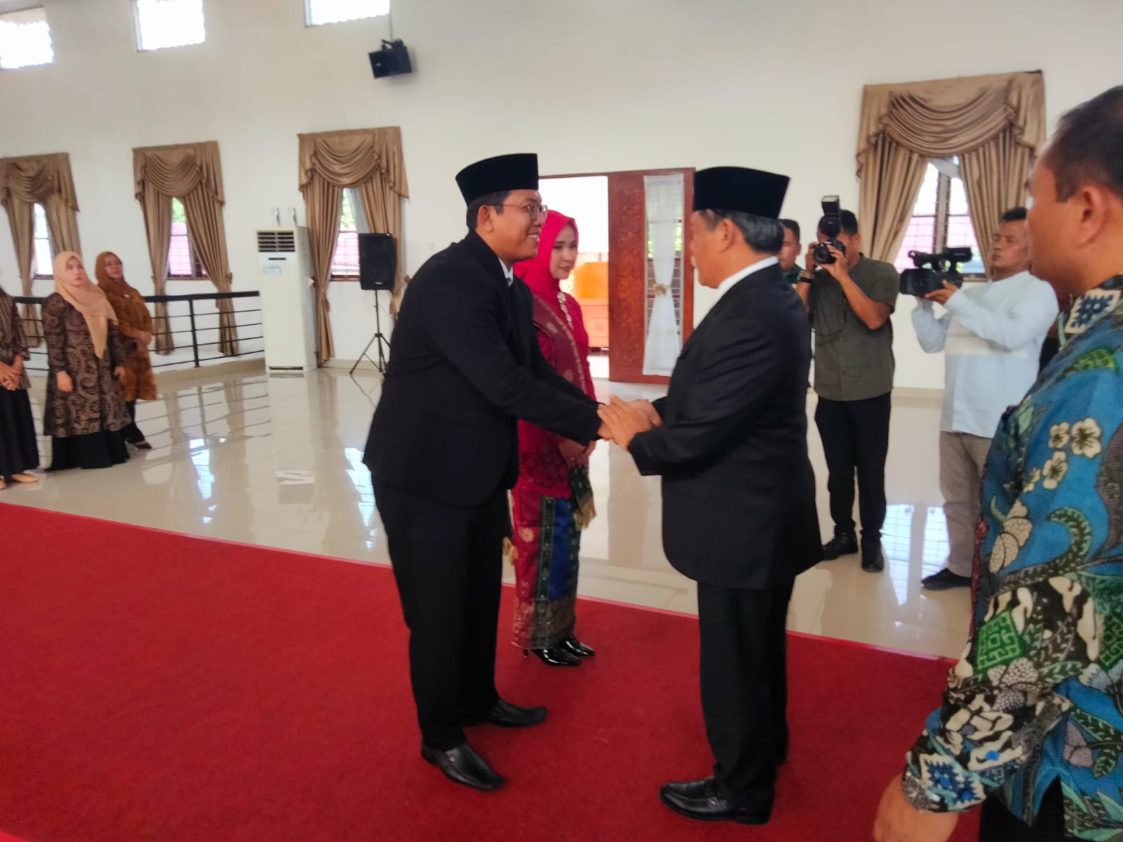 Lantik Direktur PDAM Tirta Deli, Bupati DS Minta Benahi Eksternal Dan Internal