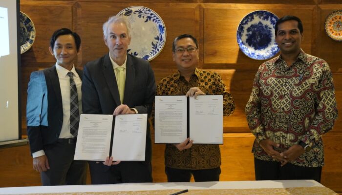 Smartfren Dan Aviat Berkolaborasi Tawarkan Teknologi Otomasi & Digitalisasi Industri