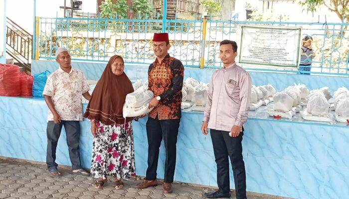 Pertamina EP Field Rantau Serahkan Bantuan Sembako