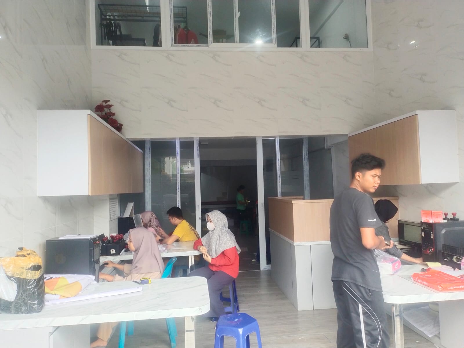 Mendulang Rezeki Dari Percetakan Alat Peraga Kampanye Mendulang Rezeki Dari Percetakan Alat Peraga Kampanye
