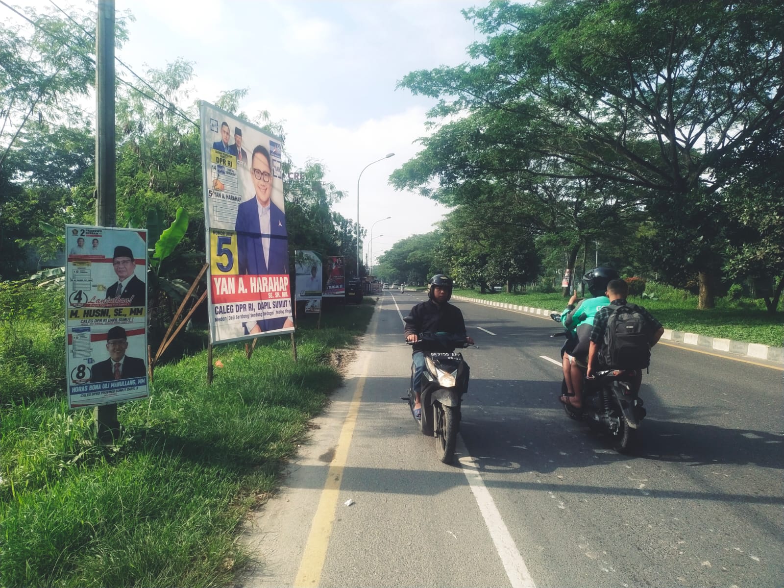 Mendulang Rezeki Dari Percetakan Alat Peraga Kampanye Mendulang Rezeki Dari Percetakan Alat Peraga Kampanye