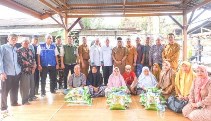 Baznas Padangsidimpuan Bantu Korban Kebakaran