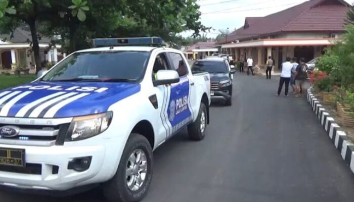 Pasca OTT 5 Orang, KPK Geledah Rumah Bupati Labuhan Batu