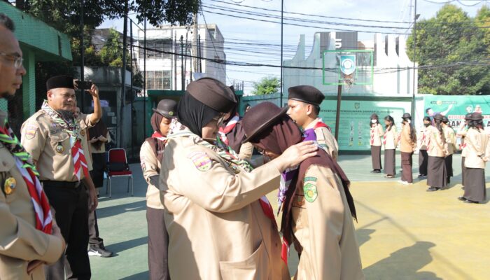 Rektor UISU Lepas Orientasi Anggota Baru Pramuka