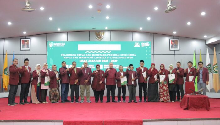 53 Pejabat Struktural Lembaga Dan Prodi UISU Dilantik