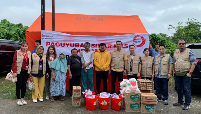 Paguyuban Sinarmas Sumut Bantu Korban Kebakaran Jl. Kapten Patimura