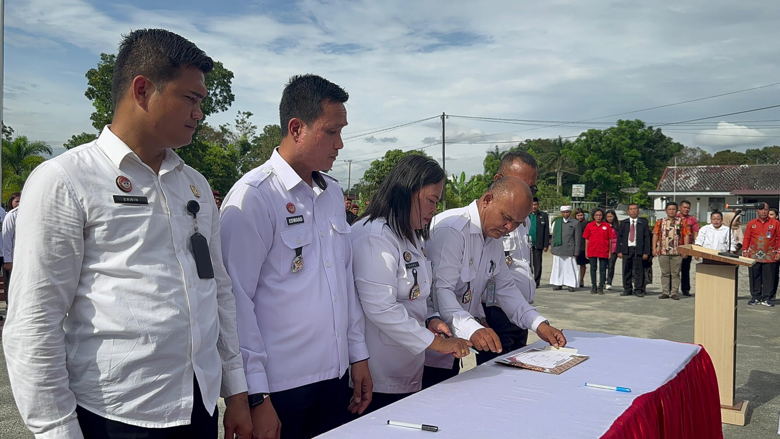 Lapas Pematangsiantar Laksanakan Apel Penandatanganan Pakta Integritas Dan Komitmen Bersama Lapas Pematangsiantar Laksanakan Apel Penandatanganan Pakta Integritas Dan Komitmen Bersama