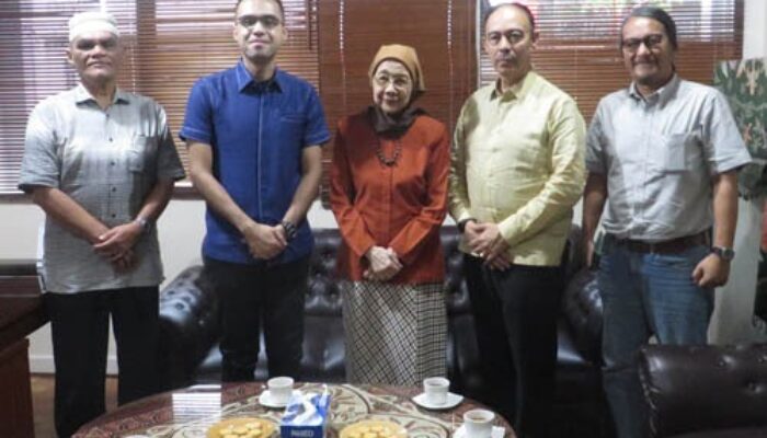 Abdillah Bernostalgia Di Waspada