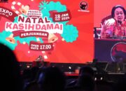 Megawati Hadiri Perayaan Natal PDI Perjuangan  Dan Reds