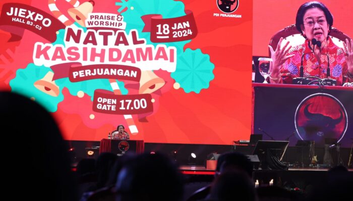Megawati Hadiri Perayaan Natal PDI Perjuangan  Dan Reds