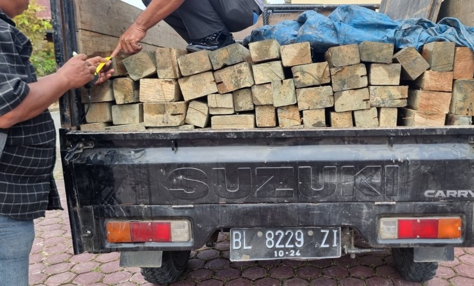 Polisi Tangkap Kayu Olahan Tanpa Dokumen Plus Tersangka