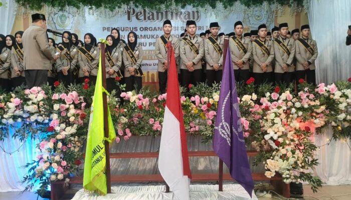 Pengurus OSMUQ Dan Pramuka Dilantik