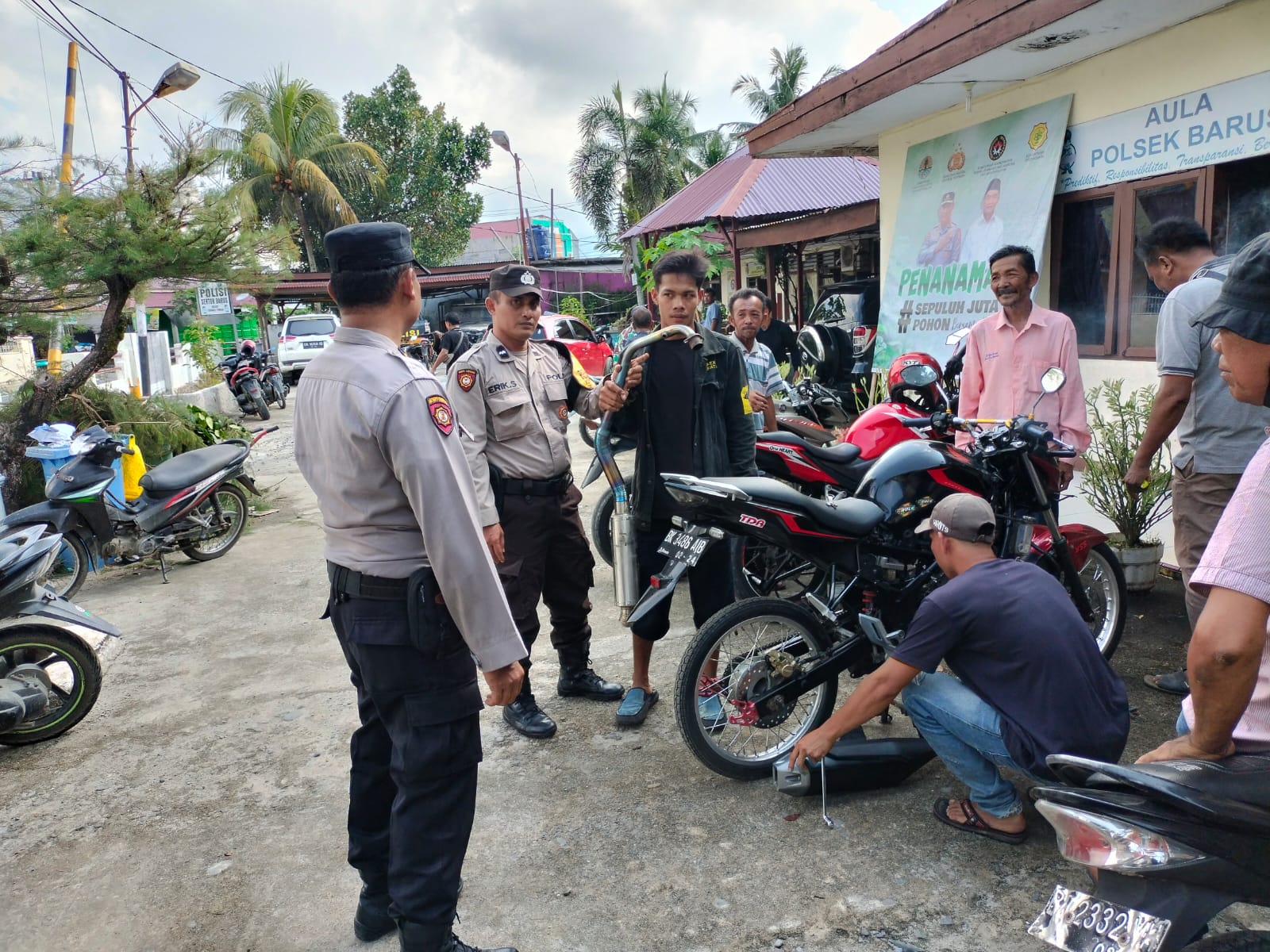 Meresahkan Dan Bising, Polres Tapteng Razia Knalpot Brong