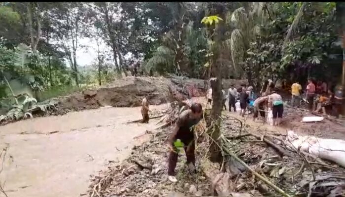 Ulu Barumun Banjir Akibat Meluapnya Sejumlah Sungai