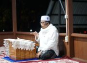 Halaqah Rutin Malam Jumat, Abah Junaidi Bahas Tata Cara Salat