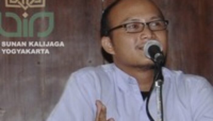 Adil Terhadap Pengungsi Rohingya