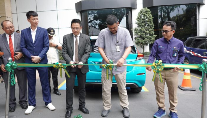 Pertama Di Medan, Bobby Nasution Luncurkan EV Charging Station Di Hotel