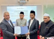 Pernah Ditolak 17 Lembaga, UAS Dapat Penghargaan Profesor Dari UMS