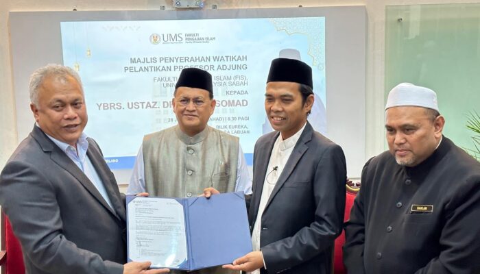 Pernah Ditolak 17 Lembaga, UAS Dapat Penghargaan Profesor Dari UMS