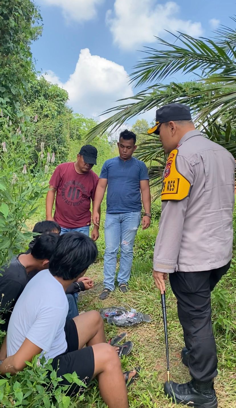 Grebek Lapak Narkoba, Kapolres Sidimpuan Amankan 3 Pria
