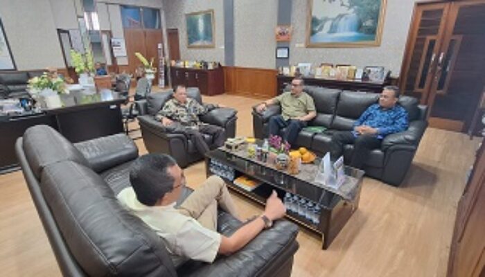 Kepala LLDikti Terima Audiensi Pengurus Yayasan UISU