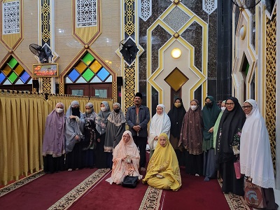 Ketua IPHI Sumut, Drs H Rahudman Harahap MM, memimpin safari subuh di Masjid Muhajirin, Jalan Johor, Medan Johor pada Minggu (14/1/2024). Waspada/Ist