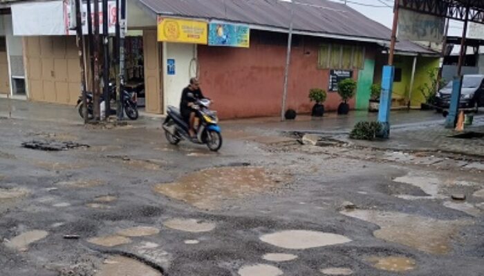 Anggota DPRD Sumut Ahmad Darwis Desak Pemko Tuntaskan Pembangunan Jalan Di Eka Rasmi