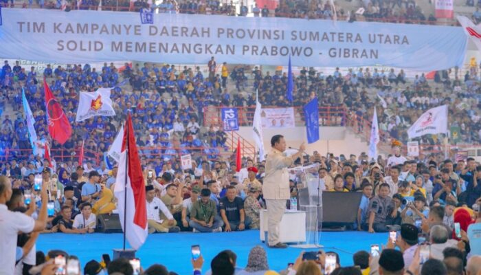 Disambut Belasan Ribu Pendukungnya di Sumut, Prabowo Merasa Diberi Nilai 100 Bukan 11