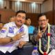 ANGGOTA DPR RI Drs Hendrik H Sitompul MM (kiri) diabadikan bersama Ketua PPTSB Sumut Sairon Sinaga. Waspada/ist