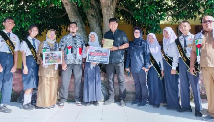UPT SMP Negeri 40 Salurkan Donasi Rp10 Juta Untuk Palestina