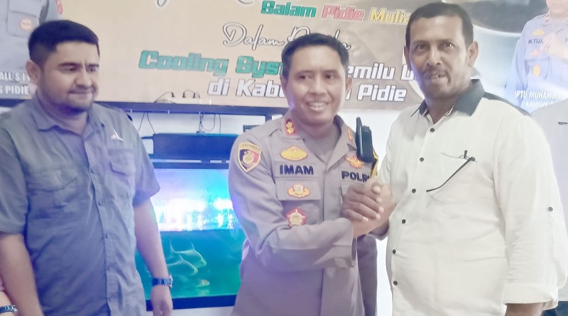 Polres Pidie Gelar Coffee Talk Dengan Caleg Asal Simpang Tiga Polres Pidie Gelar Coffee Talk Dengan Caleg Asal Simpang Tiga