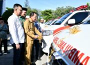 Pj Wali Kota Serahkan Lima Ambulans Jenazah