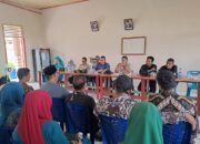 Kadisdikbud Aceh Besar Temu Ramah Dengan GTK Dan Masyarakat Pulo Aceh