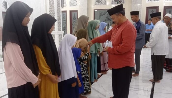 Ketua DPRK Aceh Tamiang Syukuran Santuni Anak Yatim
