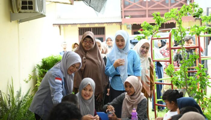 Ayu Marzuki Kunjungi Anak Berkebutuhan Khusus Di Sekolah Fleksibel