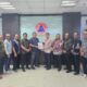 Penjabat Bupati Aceh Tenggara Drs. Syakir. M.Si menyerahkan proposal usulan bantuan stimulan perbaikan rumah terdampak banjir dan bajir bandang kepada Deputi Rehabilitasi dan Rekonstruksi, Jarwansyah di kantor Badan Nasional Penanggulangan Bencana (BNPB) Republik Indonesia di Jakarta. Waspada/Ist