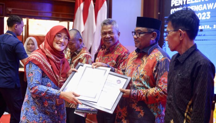 Ombudsman Berikan Penghargaan Anugerah Kepatuhan Pemko Langsa