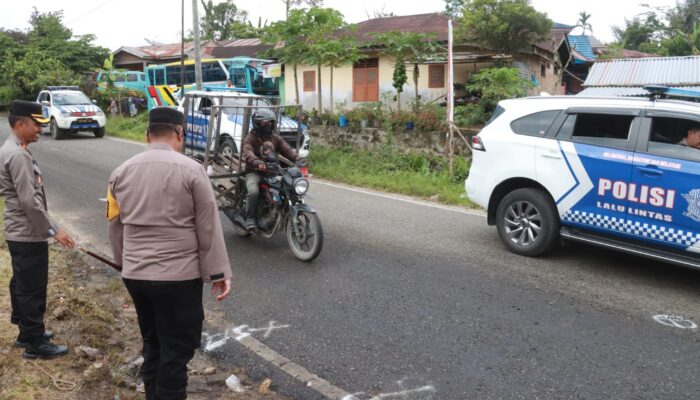 Kapolres Simalungun Dampingi Dirlantas Poldasu Olah TKP Laka Beruntun