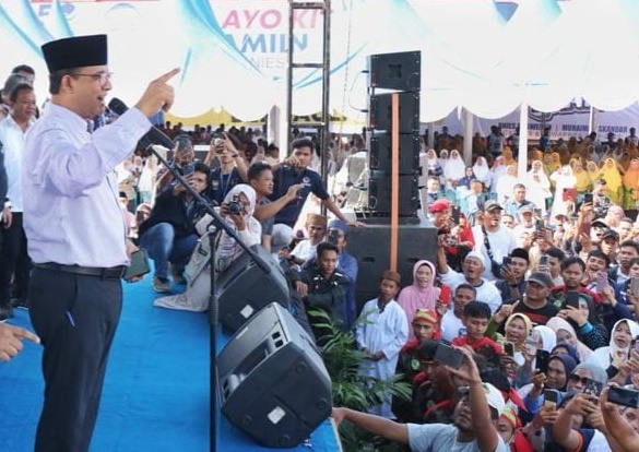 CALON Presiden nomor urut 1 Anies Baswedan saat kampanye di Sumut. Waspada/Ist