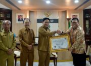 Pemprovsu Kembali Raih Penghargaan Dari Ombudsman