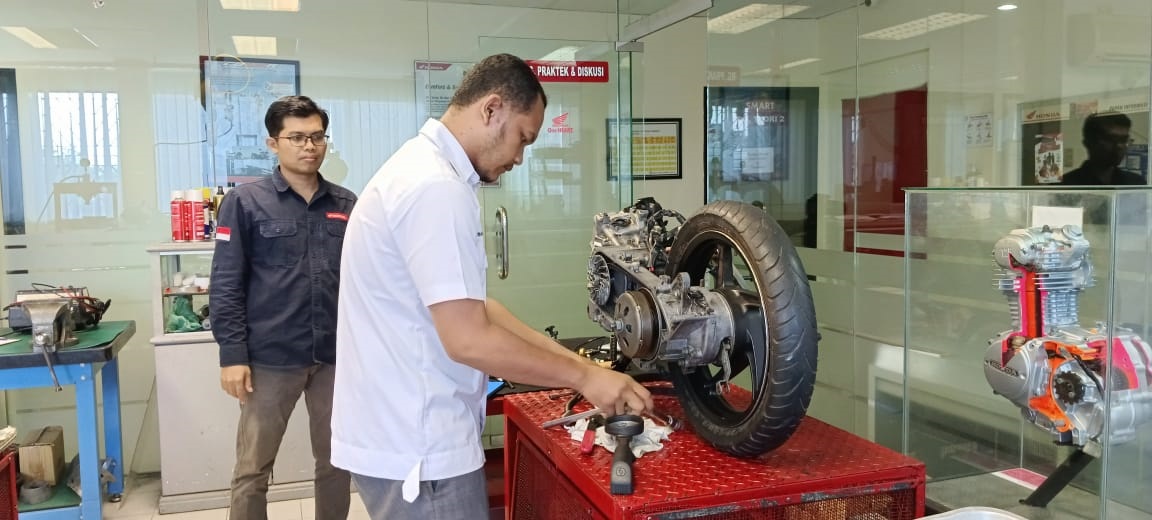 Guru SMK Mitra Binaan Honda Siap Harumkan Sumut