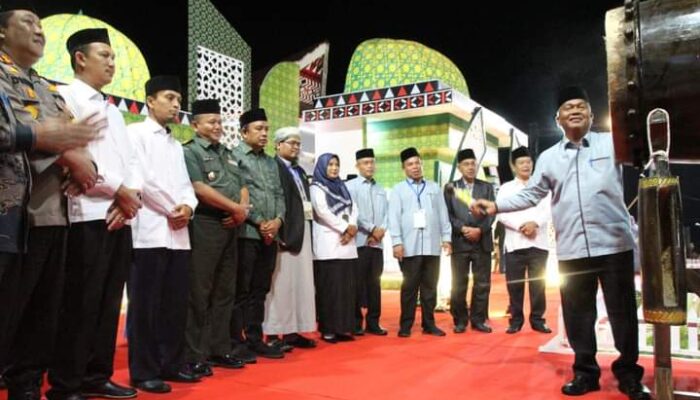 Ahmad Zarnawi Resmi Buka MTQ XV Di Ulu Sosa