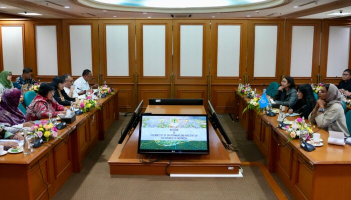 Menteri LHK Gelar Pertemuan Bilateral Dengan Presiden IUCN