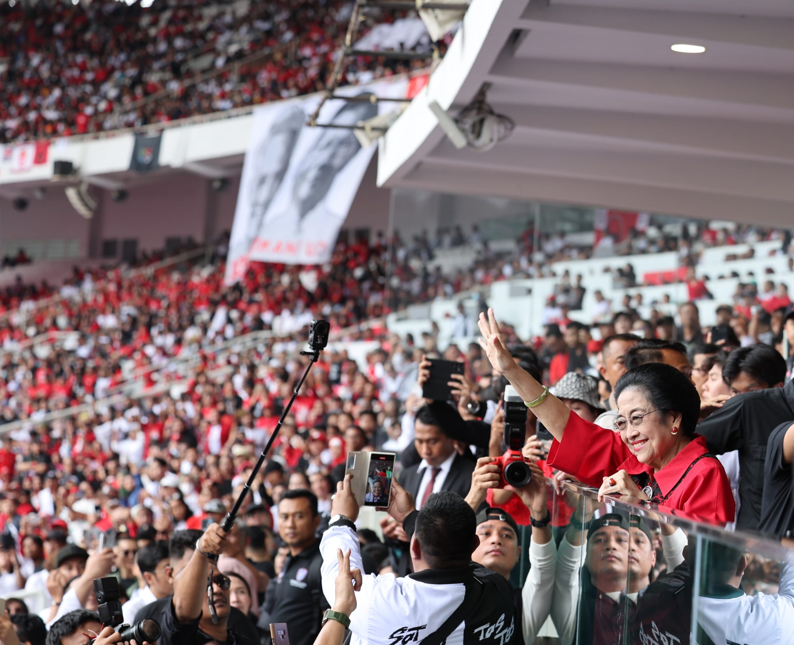 Di Konser Salam Metal, Megawati Serukan Lawan Intimidasi Di Pemilu