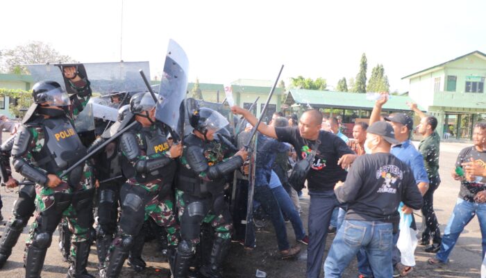 TNI-Polri Latihan PHH Antisipasi Gangguan Kamtibmas Jelang Pemilu