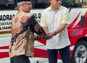 H Ilham Pangestu Beri Bantuan Bus Sekolah Ke MUQ Langsa