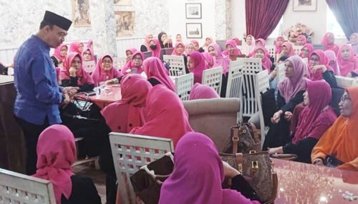 Abdillah Ceritakan Masa Kecilnya Jualan Teh Pahit Keliling Pusat Pasar