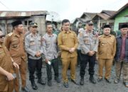 Pj. Sekda Bantu Korban Kebakaran Di Kampung Tingkem Bersatu